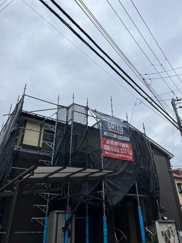 横浜市南区I様　邸　外壁・屋根塗装工事が着工しました！